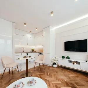 https://zaspa-beach-and-stadium.sopothotels.com
